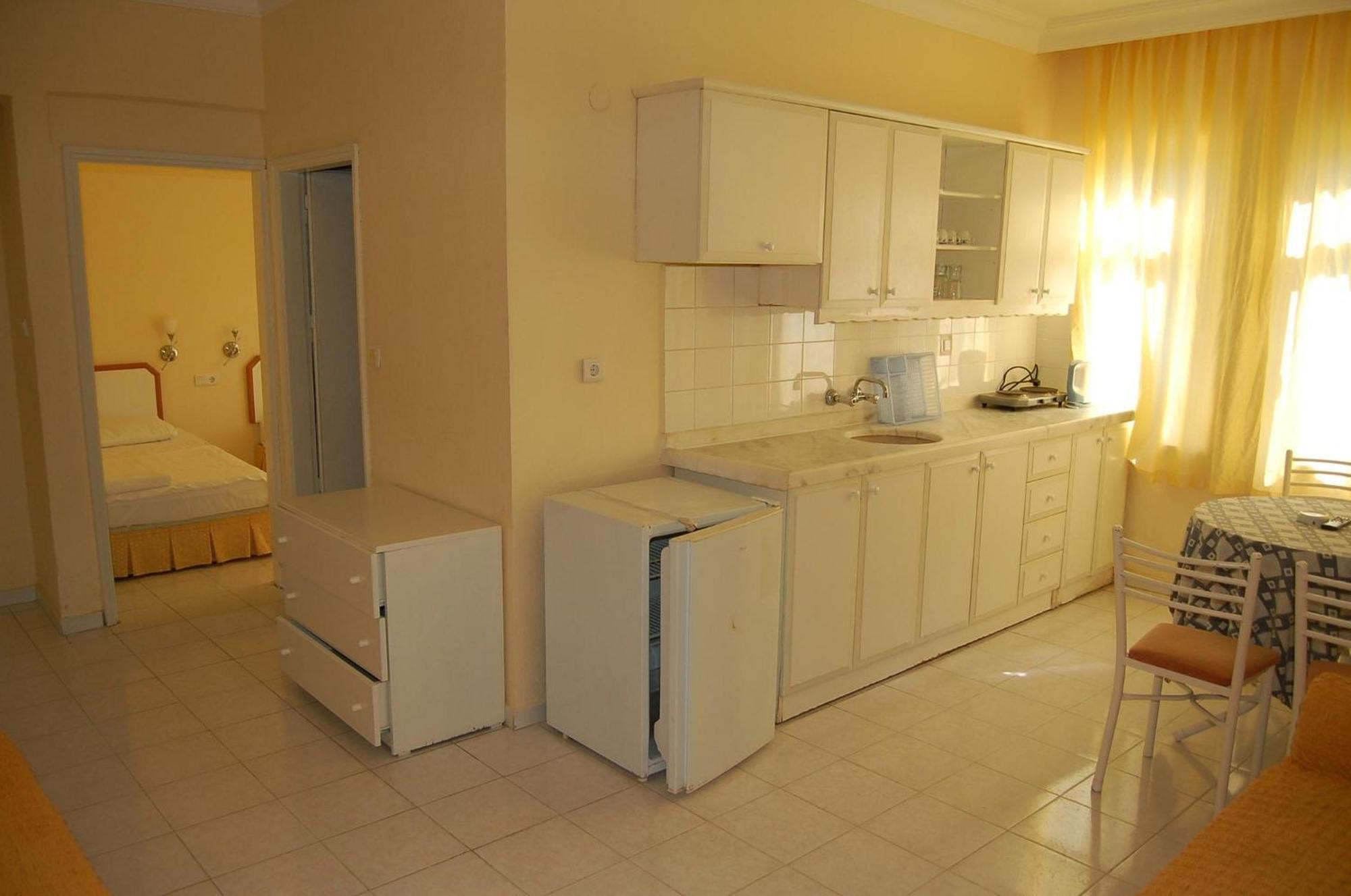 Linda Hotel