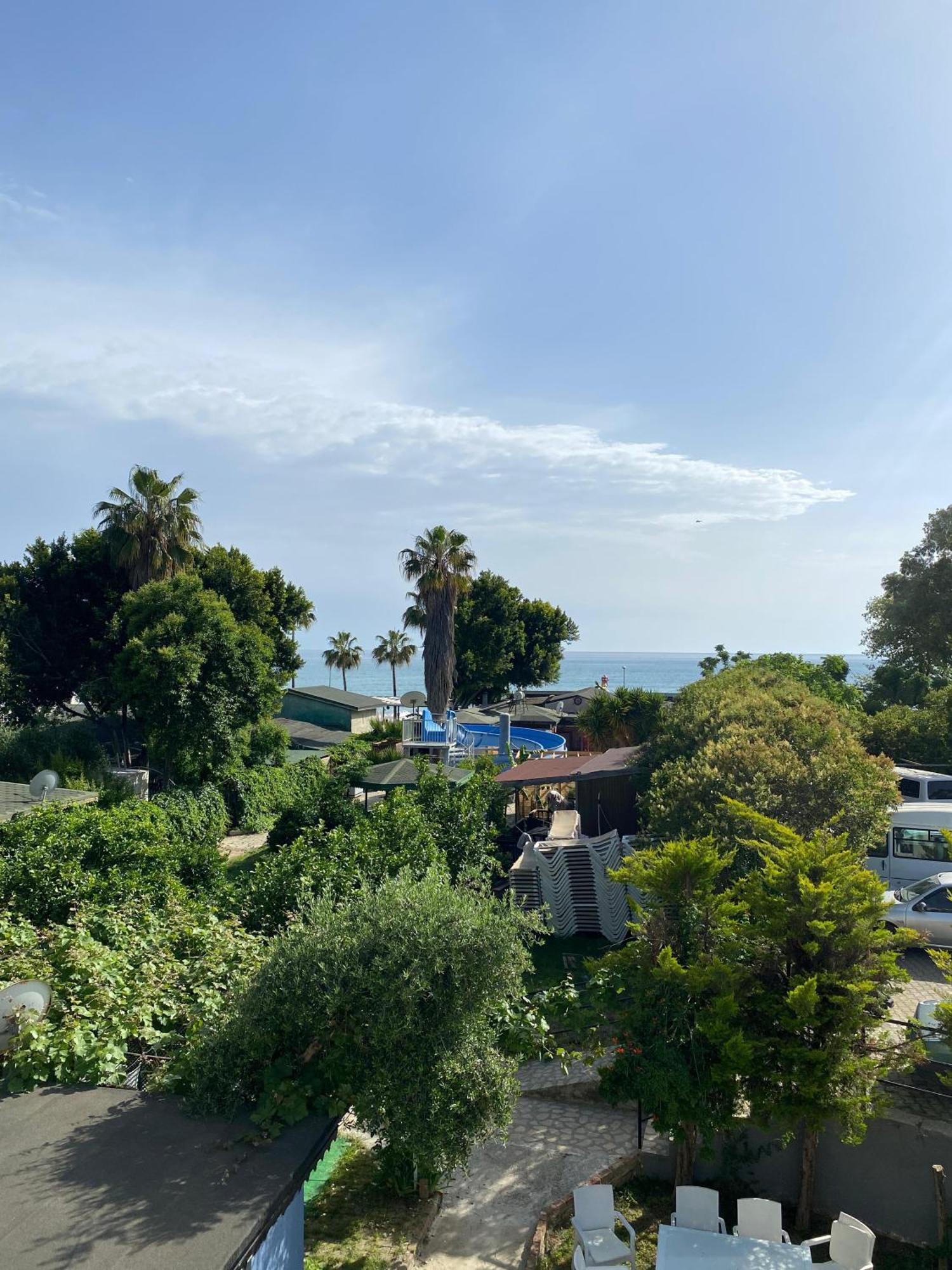 Linda Hotel
