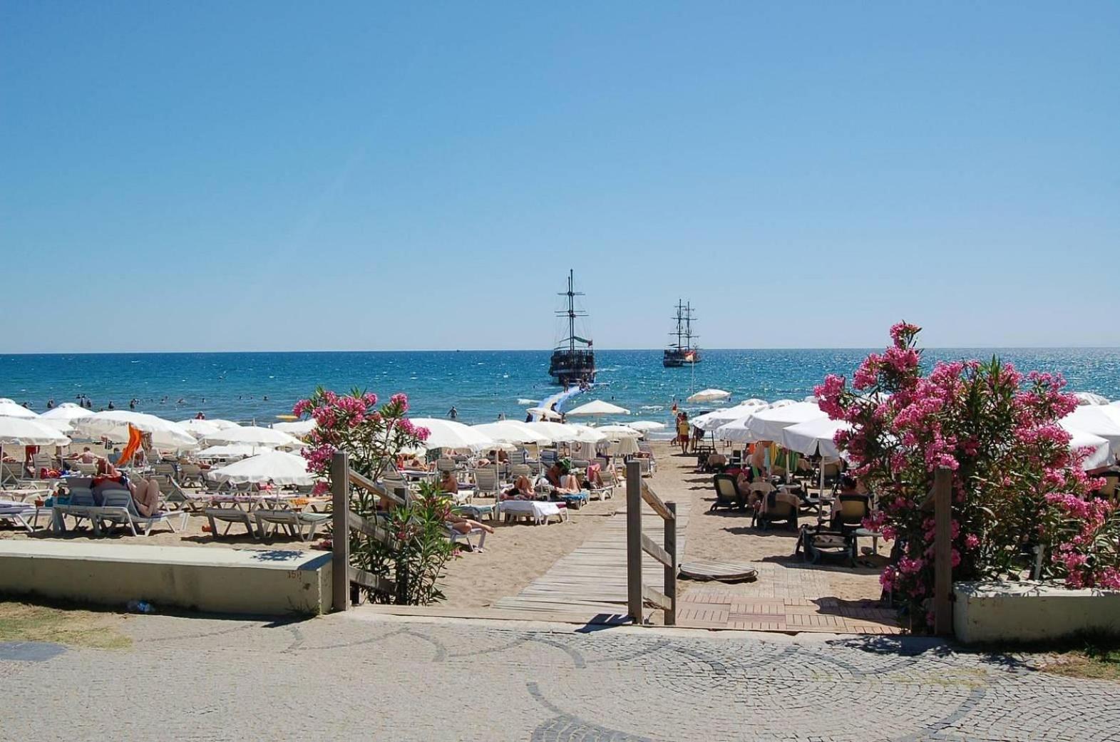 Linda Hotel 3*